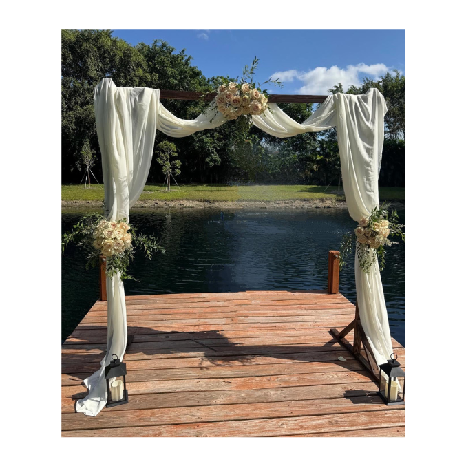 Arch Flower Stand in Wood